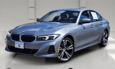 2023 BMW 330i