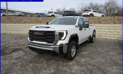 2024 GMC Sierra HD Fleet Base