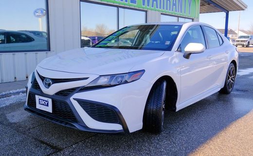 2023 Toyota Camry SE
