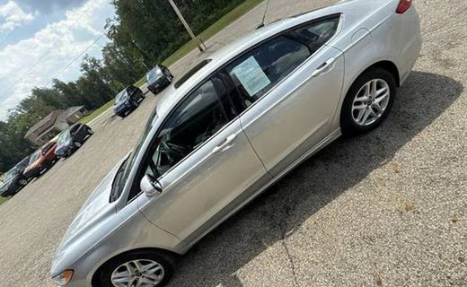 2016 Ford Fusion SE