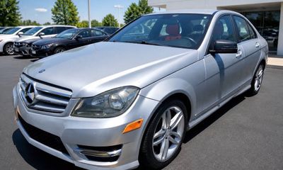 2013 Mercedes-Benz C-Class C250
