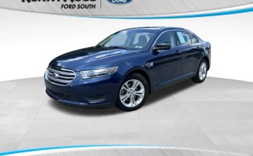 2016 Ford Taurus SE