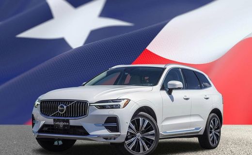 2023 Volvo XC60 Plus Bright