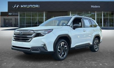 2025 Subaru Forester Limited Base