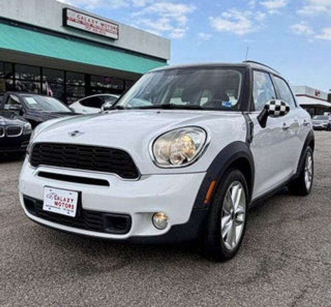 2014 Mini Cooper Countryman — a typically priced live listing
