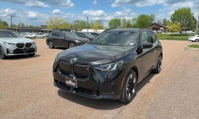 2025 BMW X3 M50