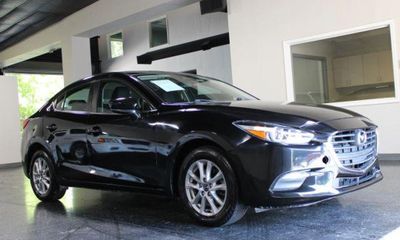 2018 Mazda MAZDA3 Sport