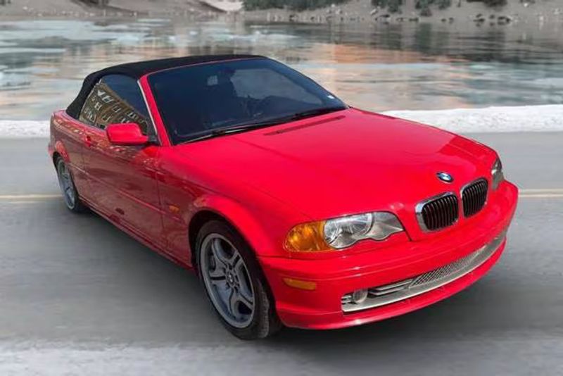2001 Bmw 330ci — a typically priced live listing
