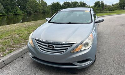 2011 Hyundai Sonata Level