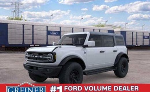 2026 Ford Bronco Outer Banks