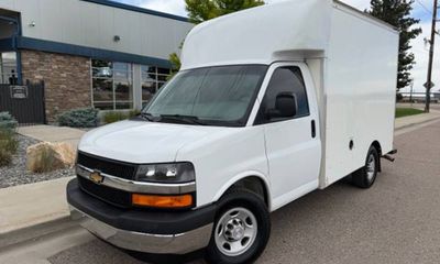 2019 Chevrolet Express 3500 139 Cutaway