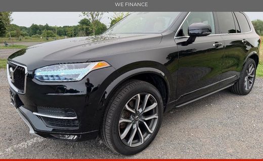 2017 Volvo XC90 Momentum