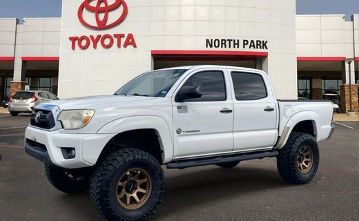 2013 Toyota Tacoma Delux