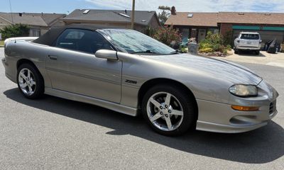 2001 Chevrolet Camaro Sport