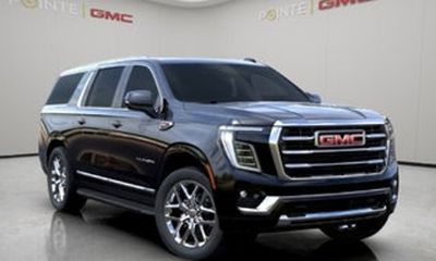 2025 GMC Yukon XL Denali