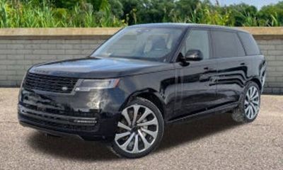 2026 Land Rover Range SE