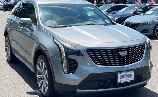 2023 Cadillac XT4 Premium Luxury