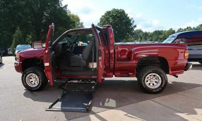 2004 GMC Sierra