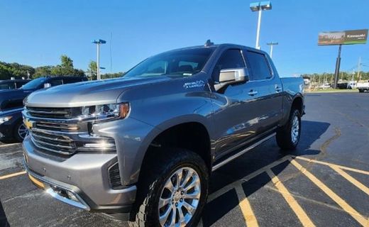 2022 Chevrolet Silverado LTD High Country