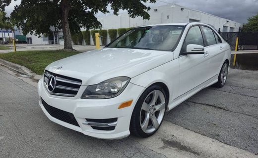 2014 Mercedes-Benz C-Class C250