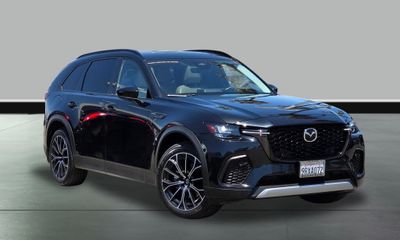 2025 Mazda CX-70 Premium Package