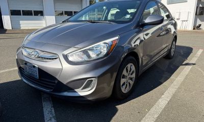 2017 Hyundai Accent SE Base