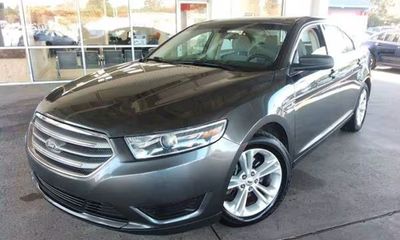2018 Ford Taurus SE