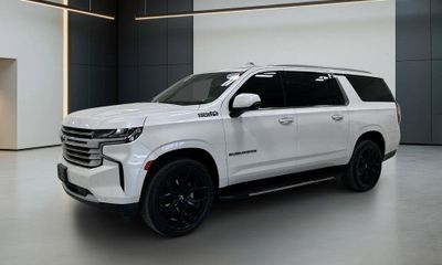 2023 Chevrolet Suburban High Country
