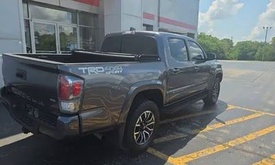 2021 Toyota Tacoma SR5