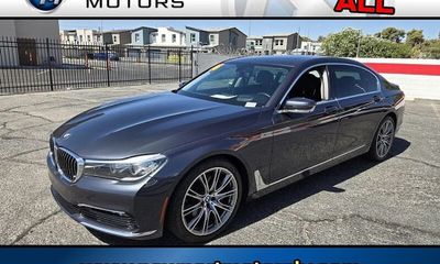 2016 BMW 740i