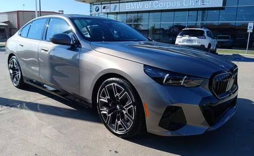 2026 BMW 530i