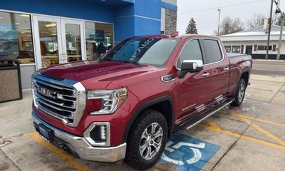 2019 GMC Sierra SLT