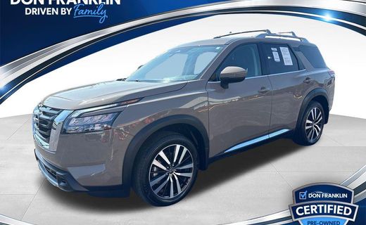 2025 Nissan Pathfinder Platinum