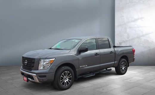 2024 Nissan Titan SV