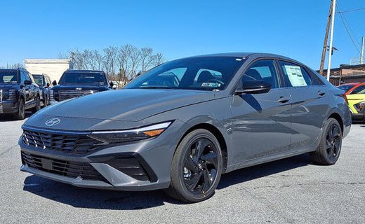 2026 Hyundai Elantra SEL Sport Premium
