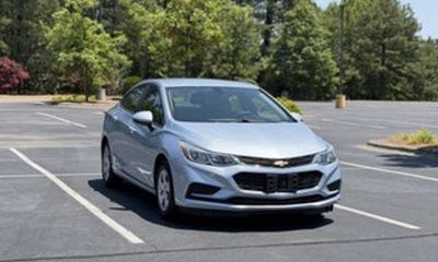 2018 Chevrolet Cruze LS