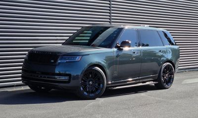 2024 Land Rover Range Autobiography
