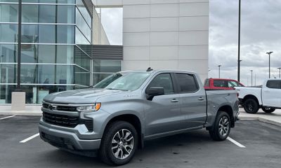 2025 Chevrolet Silverado RST