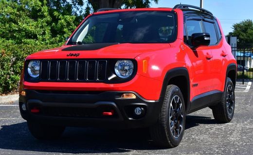 2023 Jeep Renegade Trailhawk