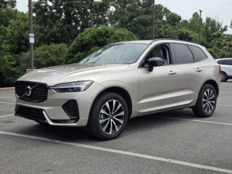 2023 Volvo XC60 — a typically priced live listing