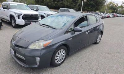 2012 Toyota Prius Advanced