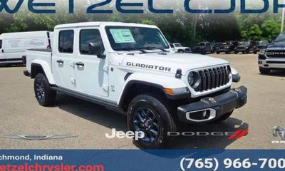 2026 Jeep Gladiator Sport