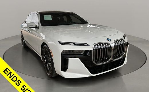 2023 BMW 740I