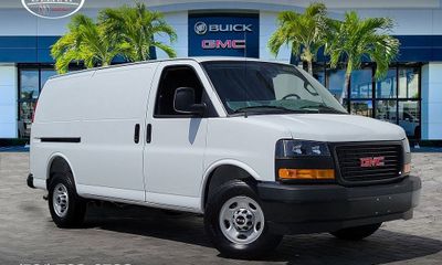2026 GMC Savana 2500