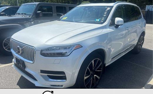 2023 Volvo XC90 Plus Bright