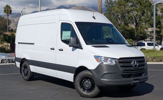 2026 Mercedes-Benz Sprinter 907