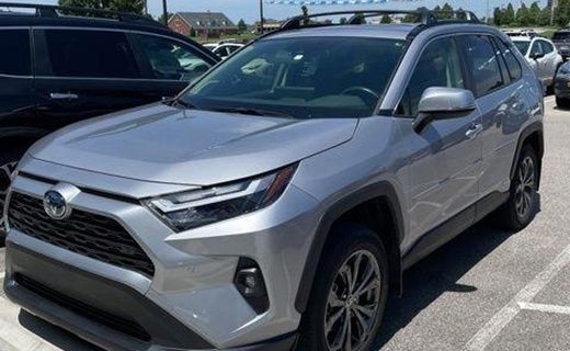2023 Toyota RAV4 XLE Premium