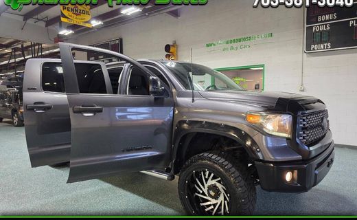 2018 Toyota Tundra SR5