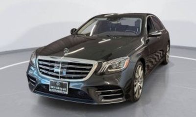 2017 Mercedes-Benz S-Class AMG S63