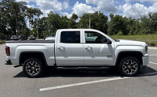 2017 GMC Sierra SLT